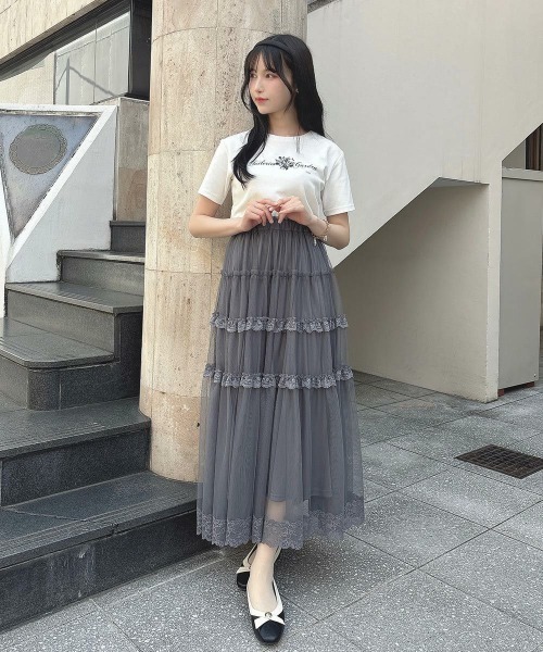 an another angelus（アンアナザーアンジェラス）の「レースフリルチュールスカート/ fint　フィント　夏服（スカート・レディース・チャコールグレー/オフホワイト/ライトグレー・FREE）」の6枚目の写真