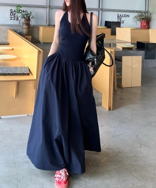 FREE STYLISTS(フリー スタイリスト)の「YUGA_YGMC Halter neck dress(ワンピース・レディース・ネイビー・M/L)」の1枚目の写真