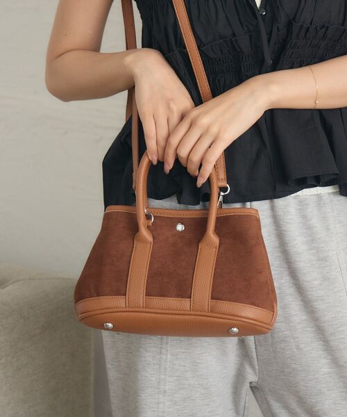 RETRO GIRL(レトロガール)の「2WAYショルダーバッグ(ショルダーバッグ・レディース・レッド/ブラウン/ブラック・ONE SIZE)」の2枚目の写真