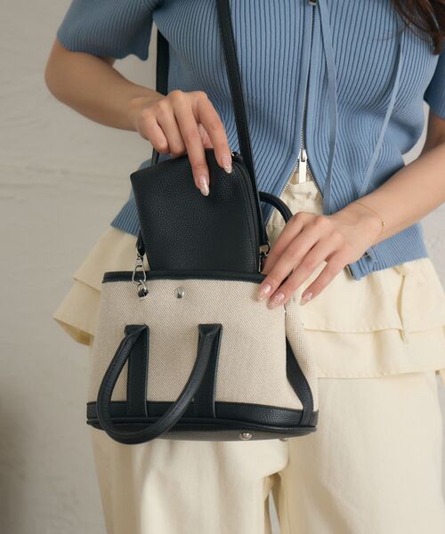 RETRO GIRL(レトロガール)の「2WAYショルダーバッグ(ショルダーバッグ・レディース・レッド/ブラウン/ブラック・ONE SIZE)」の11枚目の写真