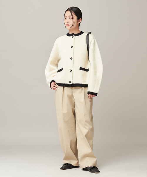 journal standard L'essage（ジャーナルスタンダードレサージュ）の「《SP》【金子綾さん着用】バイカラーボアカーディガン（カーディガン/ボレロ・レディース・ブラック/アイボリー・FREE）」の14枚目の写真
