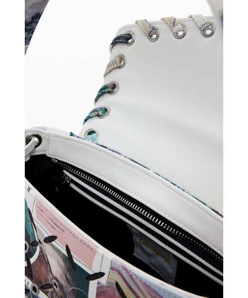 Desigual(デシグアル)の「ニュースペーパープリントミニバッグ ショルダー(ボディバッグ/ウエストポーチ・レディース・マルチ・FREE)」の4枚目の写真