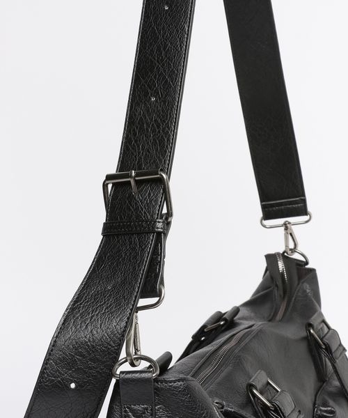 PBLIM（ページボーイリム）の「《UNISEX/PCポケット付き/500mlペットボトルも入る》10ポケットボストンバッグ（ボストンバッグ・レディース・カーキ/ブラック/ブラウン/グレー系その他/ブラック系その他/グリーン系その他/グレイッシュベージュ・FREE）」の19枚目の写真
