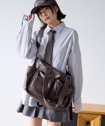 PAGEBOY（ページボーイ）の「《UNISEX/PCポケット付き/500mlペットボトルも入る》10ポケットボストンバッグ（ボストンバッグ）」