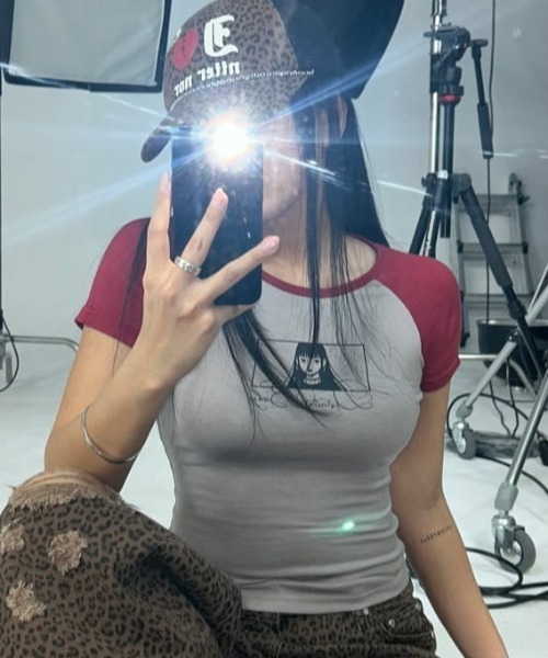 tシャツ A'GEM/9 × .kom 「NIIER NOR/ニーアノア」NN GIRL RAGLAN TEE/NNガールラグランTシャツ レディース A'GEM/9 × .kom 『NIIER NOR/ニーアノア』NN GIRL RAGLAN TEE/NN