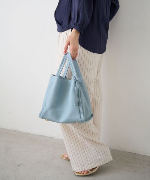 le.coeur blanc(ルクールブラン)の「3setソフトレザー調バッグ(ショルダーバッグ・レディース・ベージュ/ブラック/シルバー/サックスブルー/ホワイト系その他2・FREE)」の10枚目の写真