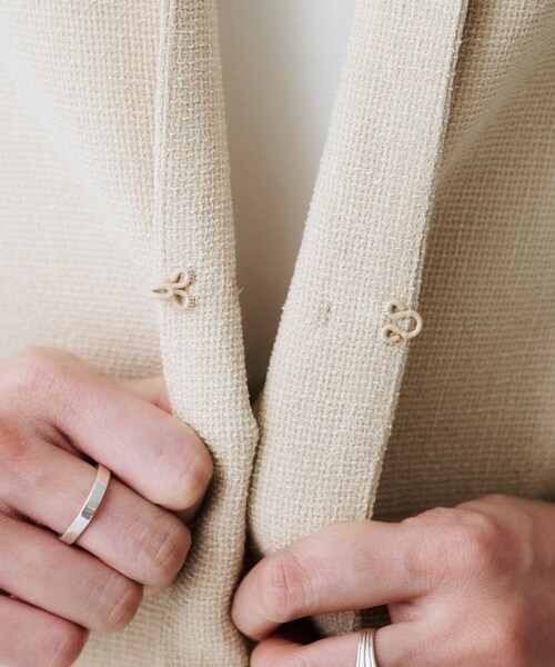 UNTITLED（アンタイトル）の「【短丈/日本製】カラミ風メッシュ ノーカラージャケット（ノーカラージャケット・レディース・ベージュ/ネイビー・46/48/50/44/42/00/01/02/03/04）」の20枚目の写真