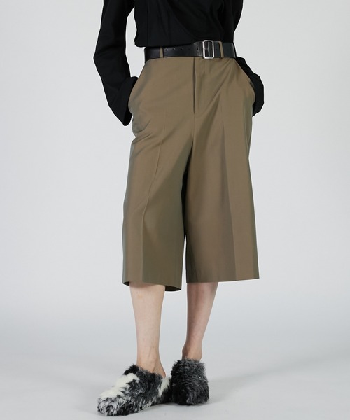 PRANK PROJECT(プランクプロジェクト)の「ロークロッチバミューダパンツ / Low-crotch Bermuda Pants(その他パンツ・レディース・グレー/カーキ/ブラック・38/36)」の3枚目の写真