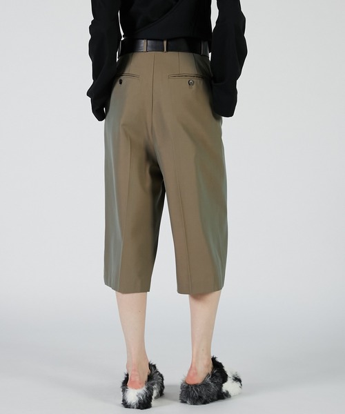 PRANK PROJECT(プランクプロジェクト)の「ロークロッチバミューダパンツ / Low-crotch Bermuda Pants(その他パンツ・レディース・グレー/カーキ/ブラック・38/36)」の13枚目の写真