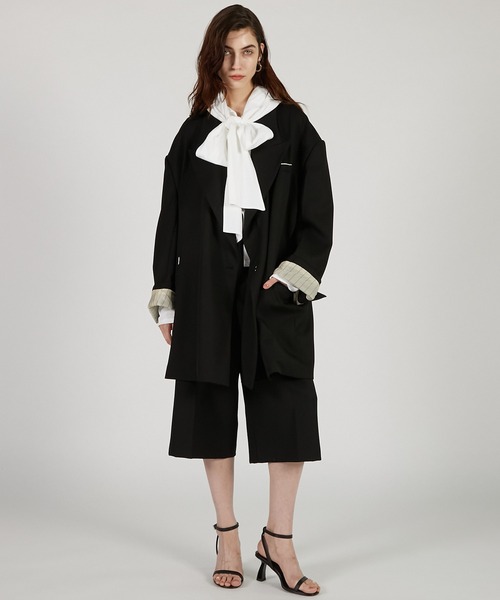 PRANK PROJECT(プランクプロジェクト)の「ロークロッチバミューダパンツ / Low-crotch Bermuda Pants(その他パンツ・レディース・グレー/カーキ/ブラック・38/36)」の4枚目の写真