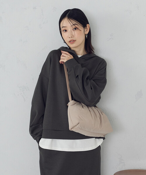 MONO　COMME CA（モノコムサ）の「パデットショルダー（ショルダーバッグ・レディース・ライトグレー/ブラック/ベージュ・FREE）」の3枚目の写真