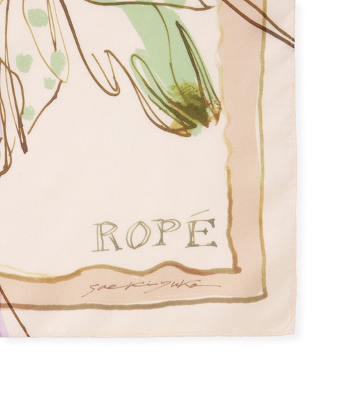 ROPE'（ロペ）の「【YUKO SAEKI for ROPE’・コラボ】スカーフ柄プリント シルクスカーフ/Lサイズ（バンダナ/スカーフ・レディース・ベージュ/サックスブルー/ピンク・FREE）」の5枚目の写真
