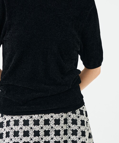 BALLSEY(ボールジィ)の「ストレッチベルベット ハーフスリーブプルオーバー(ニット/セーター・レディース・ダークブラウン/ブラック・S)」の9枚目の写真