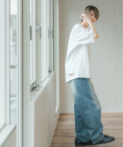 INTER FACTORY(インターファクトリー)の「あやせりんて - 刺繍半袖Tシャツ(Tシャツ/カットソー・レディース・ブラック/ホワイト・MEDIUM/LARGE)」の20枚目の写真