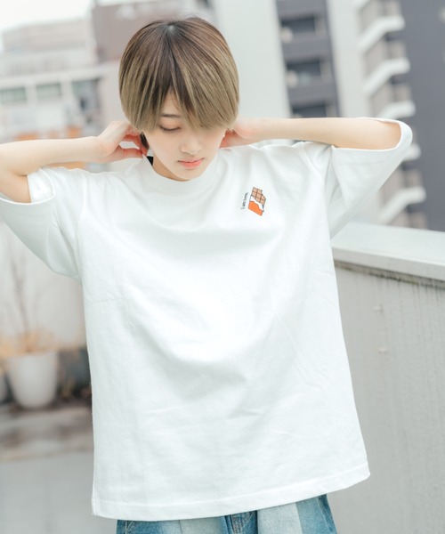 INTER FACTORY(インターファクトリー)の「あやせりんて - 刺繍半袖Tシャツ(Tシャツ/カットソー・レディース・ブラック/ホワイト・MEDIUM/LARGE)」の5枚目の写真