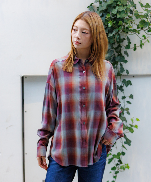 MICA&DEAL(マイカ&ディール)の「【MICA&DEAL /マイカアンドディール】オンブレ 2WAYシャツ/チェックシャツ/羽織/レイヤー【WEB限定】(シャツ/ブラウス・レディース・ブラウン/レッド・フリー)」の19枚目の写真