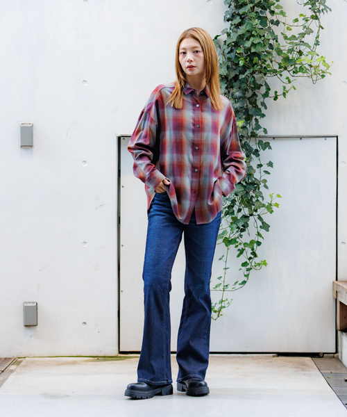 MICA&DEAL(マイカ&ディール)の「【MICA&DEAL /マイカアンドディール】オンブレ 2WAYシャツ/チェックシャツ/羽織/レイヤー【WEB限定】(シャツ/ブラウス・レディース・ブラウン/レッド・フリー)」の20枚目の写真