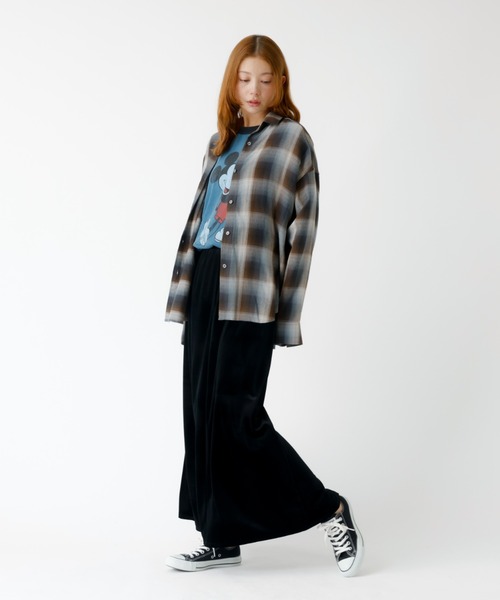 MICA&DEAL(マイカ&ディール)の「【MICA&DEAL /マイカアンドディール】オンブレ 2WAYシャツ/チェックシャツ/羽織/レイヤー【WEB限定】(シャツ/ブラウス・レディース・ブラウン/レッド・フリー)」の14枚目の写真