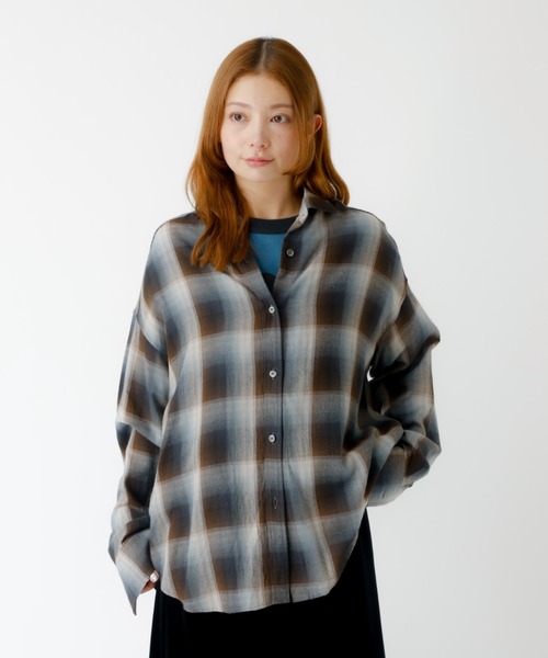 MICA&DEAL(マイカ&ディール)の「【MICA&DEAL /マイカアンドディール】オンブレ 2WAYシャツ/チェックシャツ/羽織/レイヤー【WEB限定】(シャツ/ブラウス・レディース・ブラウン/レッド・フリー)」の13枚目の写真