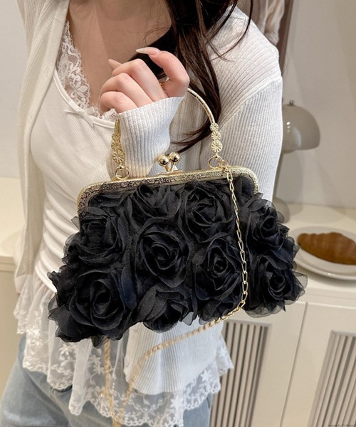 VIBGYOR(ヴィブジョー)の「Liaa/チュール フラワー がま口 ショルダーバッグ A18686(ショルダーバッグ・レディース・ブラック/ベージュ/ホワイト/ピンク・FREE)」の2枚目の写真