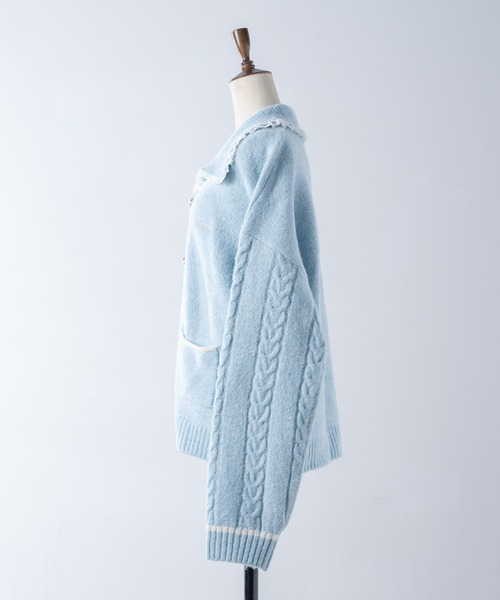 lallana Bijou Button Frill Cardigan ブルー Lallana（ララーナ）の「Bijou Button Frill Cardigan/ビジューボタン