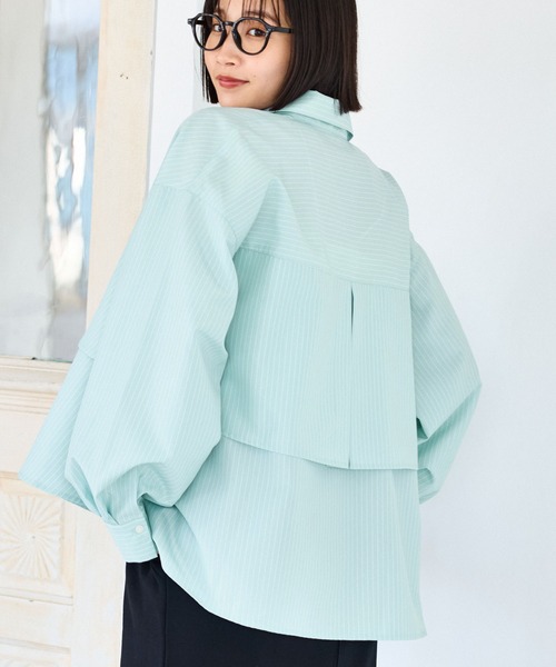 VIS(ビス)の「裾ティアードオーバーシャツ/UVケア・イージーケア(シャツ/ブラウス・レディース・ホワイト/ダークブラウン/ライトグリーン/サックスブルー・FREE)」の4枚目の写真