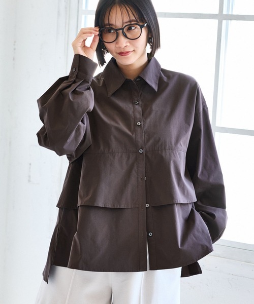 VIS(ビス)の「裾ティアードオーバーシャツ/UVケア・イージーケア(シャツ/ブラウス・レディース・ホワイト/ダークブラウン/ライトグリーン/サックスブルー・FREE)」の11枚目の写真