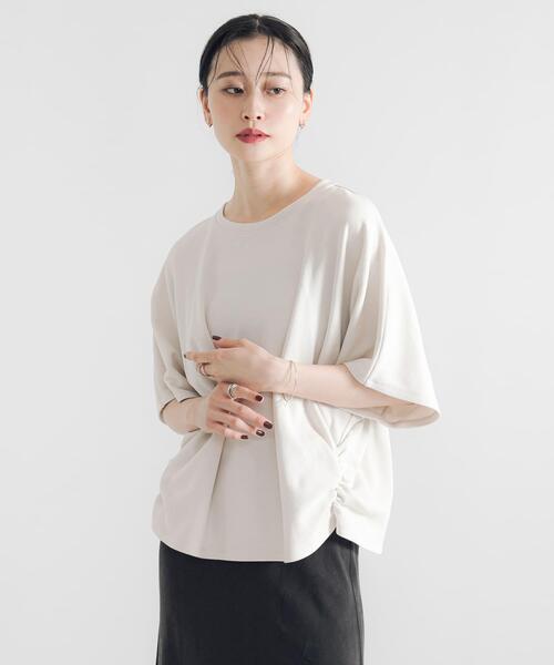 URBAN RESEARCH（アーバンリサーチ）の「サイドギャザードルマントップス（Tシャツ/カットソー・レディース・ネイビー/オフホワイト・FREE）」の2枚目の写真