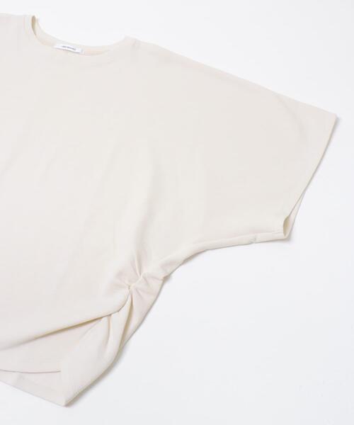 URBAN RESEARCH（アーバンリサーチ）の「サイドギャザードルマントップス（Tシャツ/カットソー・レディース・ネイビー/オフホワイト・FREE）」の7枚目の写真