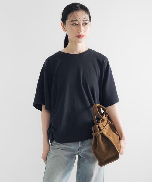 URBAN RESEARCH（アーバンリサーチ）の「サイドギャザードルマントップス（Tシャツ/カットソー・レディース・ネイビー/オフホワイト・FREE）」の11枚目の写真