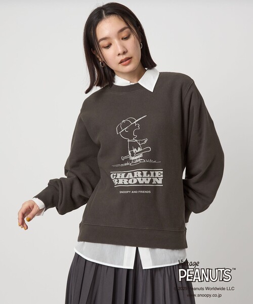 green label relaxing(グリーンレーベルリラクシング)の「<at ease>PEANUTS スウエット プルオーバー(スウェット・レディース・ライトブルー/ライトグレー/ダークグレー・FREE)」の2枚目の写真