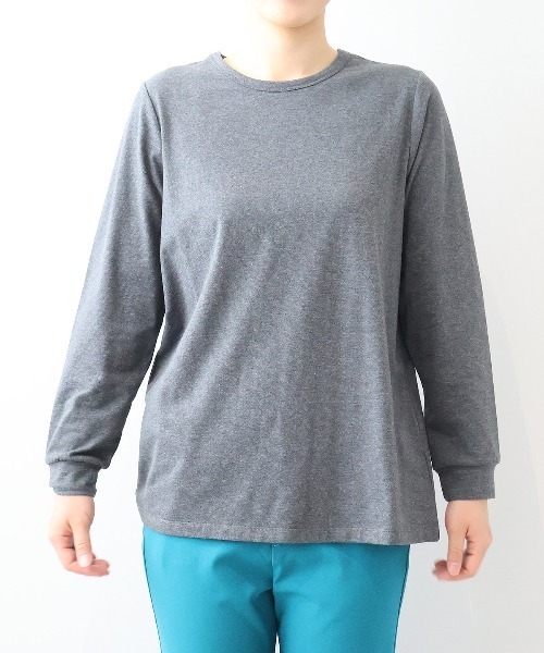 MB mint breeze（エムビーミントブリーズ）の「【L～5L 大きいサイズ】【プレスウォーム】天竺クルーネックTシャツ（Tシャツ/カットソー・レディース・チャコールグレー/オフホワイト/ブラック・4L/3L/LL/5L/L）」の4枚目の写真