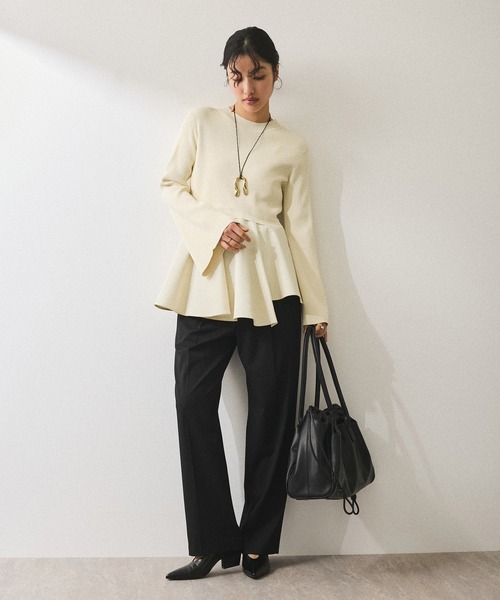 ADAM ET ROPE'（アダムエロペ）の「【サステナブル】ペプラムコンビニットプルオーバー（Tシャツ/カットソー・レディース・ブラック/オフホワイト/ライトグリーン・FREE）」の7枚目の写真