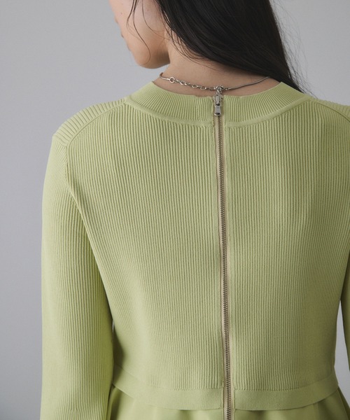 ADAM ET ROPE'（アダムエロペ）の「【サステナブル】ペプラムコンビニットプルオーバー（Tシャツ/カットソー・レディース・ブラック/オフホワイト/ライトグリーン・FREE）」の15枚目の写真