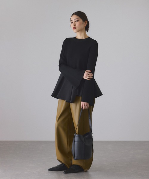 サステナブル】・【定番人気】ペプラムコンビニットプルオーバー（T