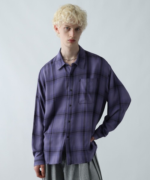 HARE(ハレ)の「カットオフチェックシャツ(HARE)(シャツ/ブラウス・メンズ・パープル/ブルー/ブラック/ホワイト/ブルー系その他・FREE)」の2枚目の写真