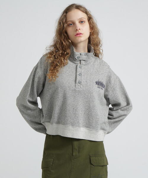 AVIREX(アヴィレックス)の「HALF BUTTON VINTAGE SWEAT/ハーフボタンヴィンテージスウェット(スウェット・レディース・グレー/チャコールグレー・M/S)」の4枚目の写真