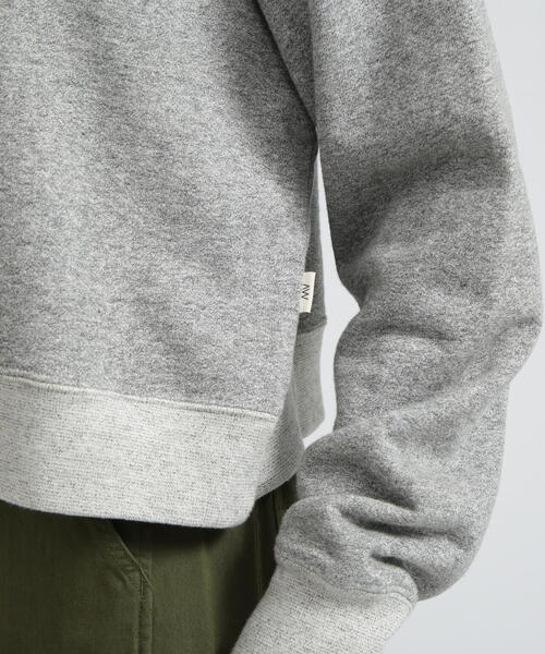 AVIREX(アヴィレックス)の「HALF BUTTON VINTAGE SWEAT/ハーフボタンヴィンテージスウェット(スウェット・レディース・グレー/チャコールグレー・M/S)」の11枚目の写真