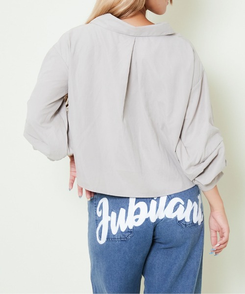 GORGE(ゴージ)の「《スエード風×袖タック》レディース 長袖ブラウス フロントひねりデザイン 秋冬トップス(シャツ/ブラウス・レディース・カーキ/モカ/グレイッシュベージュ/テラコッタ・F)」の7枚目の写真