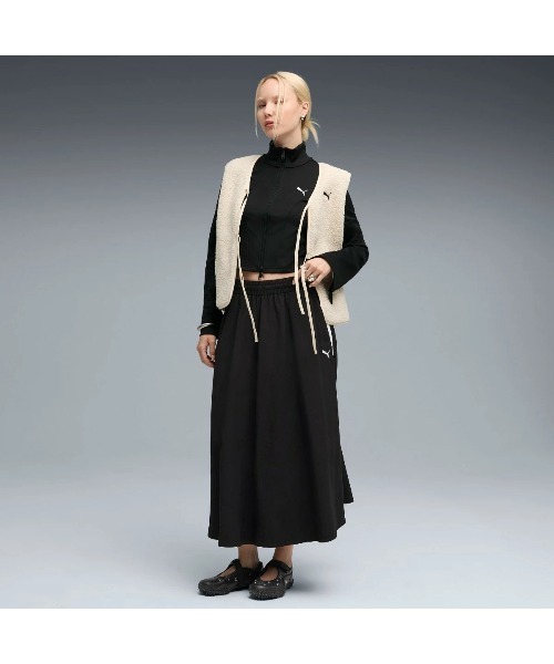 PUMA(プーマ)の「PUMA DARE TO SLIM CROPPED TRACK JACKET(プーマ DARE TO スリム クロップド トラックジャケット)(ブルゾン・レディース・ブラック系・SMALL/MEDIUM/LARGE)」の7枚目の写真