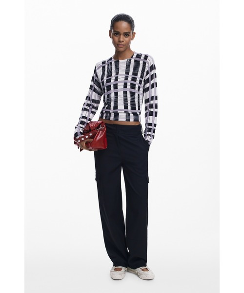 Desigual(デシグアル)の「テイラーカゴパンツ(その他パンツ・レディース・ブラック・XS/S/M/L/XL)」の4枚目の写真