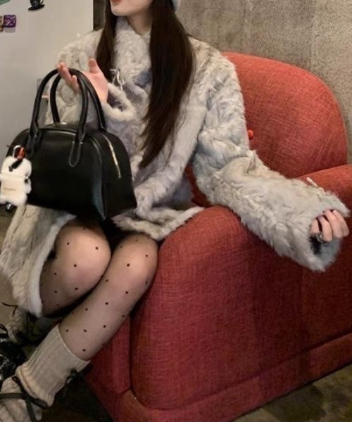 新品同様✩62万✩ロシアンリス✩リバーシブル✩ファーコート✩柔らか✩ふわふわ ファージャケット レディース アウター 冬 ジャケット フェイク