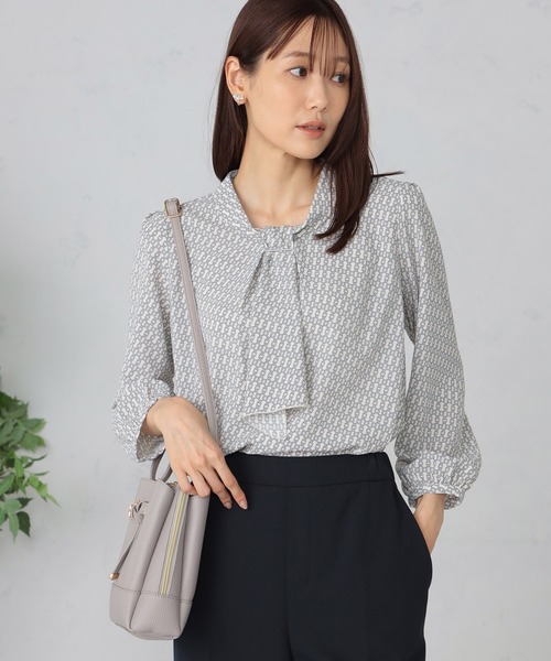 GALLORIA（ギャローリア）の「洗濯機で洗える　パーツ付きブラウス（シャツ/ブラウス・レディース・ネイビー/ライトグレー・S/M/L/LL）」の2枚目の写真