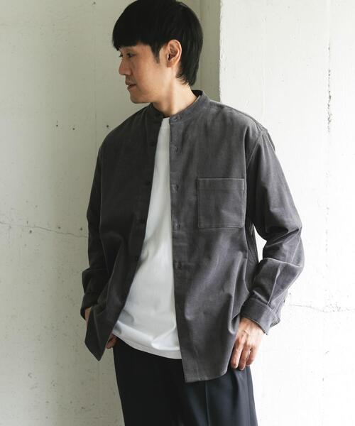 URBAN RESEARCH DOORS（アーバンリサーチドアーズ）の「『UR TECH』コーデュロイバンドカラーシャツ（シャツ/ブラウス・メンズ・グリーン系その他/ベージュ系その他/ブラウン系その他/チャコールグレー・LARGE/MEDIUM）」の9枚目の写真