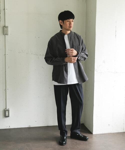 URBAN RESEARCH DOORS（アーバンリサーチドアーズ）の「『UR TECH』コーデュロイバンドカラーシャツ（シャツ/ブラウス・メンズ・グリーン系その他/ベージュ系その他/ブラウン系その他/チャコールグレー・LARGE/MEDIUM）」の12枚目の写真