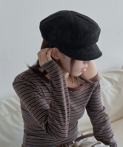 UNE MANSION（ユヌマンション）の「ニューロライマドロススエードキャスケット帽子（キャップ・レディース・ベージュ/ブラウン/ブラック・ONE SIZE）」の2枚目の写真