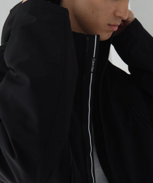 Calvin Klein(カルバン・クライン)の「【Calvin Klein/カルバンクライン】FauxSherpa-Lined Soft-Shell Hooded Jacket/裏ボア ソフトシェル フーデットジャケット(その他アウター・メンズ・ブラック・M/L/S/XL)」の14枚目の写真