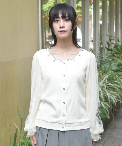 L'EST ROSE ボレロカーディガン 刺繍入りカーディガン ホワイト セール】ローズ刺繍カットカーディガン（カーディガン/ボレロ）｜axes