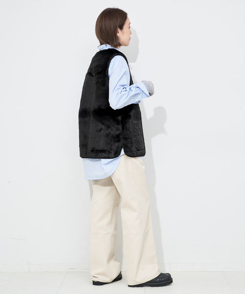 Barbour(バブアー)の「Barbour/バブアー KARIN FAUX FUR GILET LGI0201(その他アウター・レディース・ブラック・FREE)」の5枚目の写真