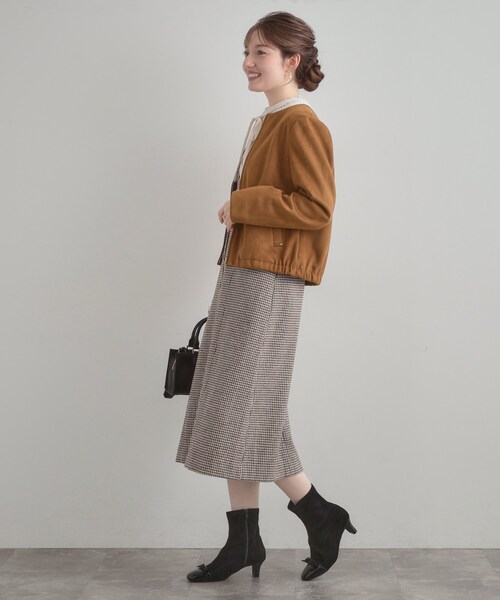 couture brooch（クチュールブローチ）の「【通勤・大人上品】スエード調ダンボール ノーカラージャケット（ブルゾン・レディース・キャメル/ライトグレー/チャコールグレー・40/38/36/42）」の18枚目の写真